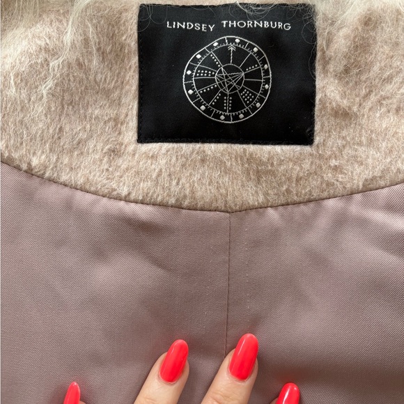 Lindsey Thornburg White Sands Shearling Cloak - Picture 7 of 10